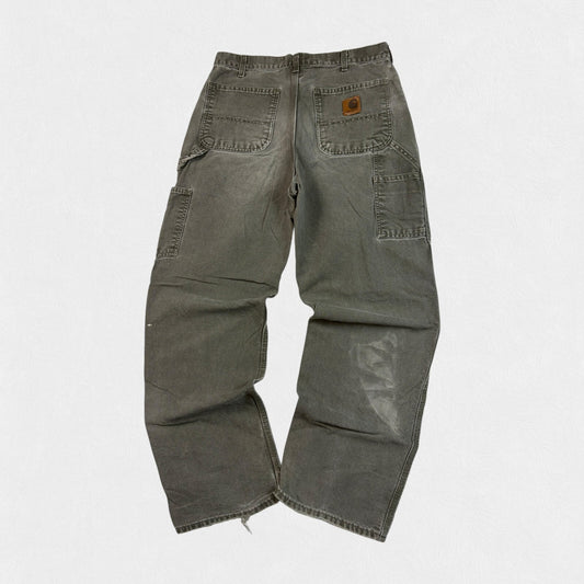 Vintage Carhartt B11 baggy carpenter pants (W33)