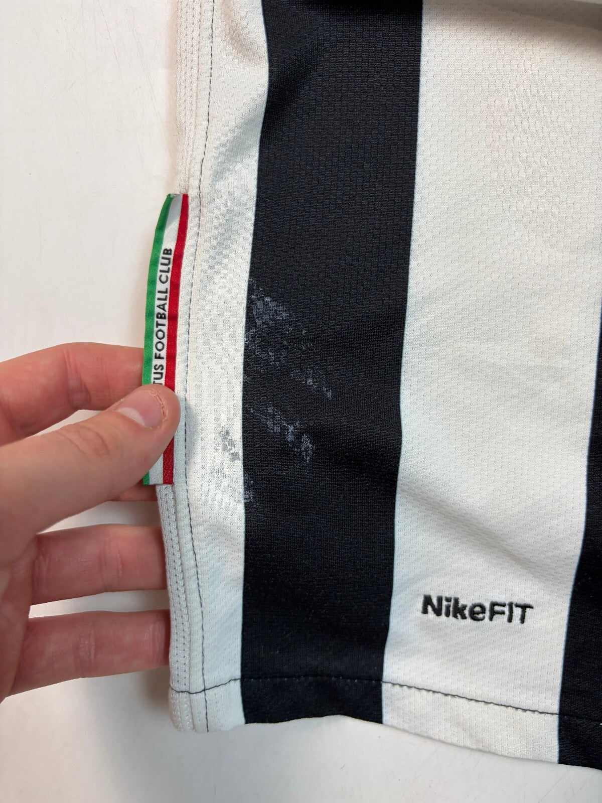 Vintage Juventus 2009/10 Nike football shirt (XS)