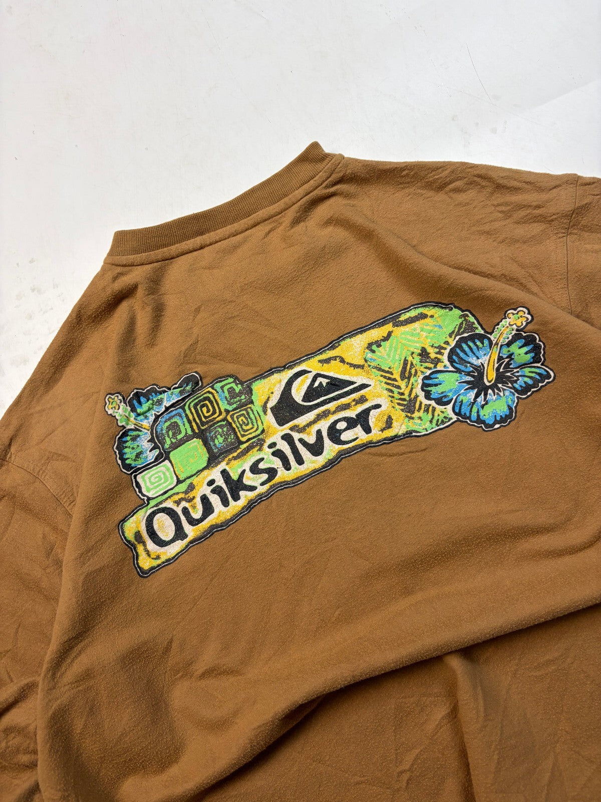 Vintage Y2K Quiksilver surfwear graphic sweatshirt (XL)