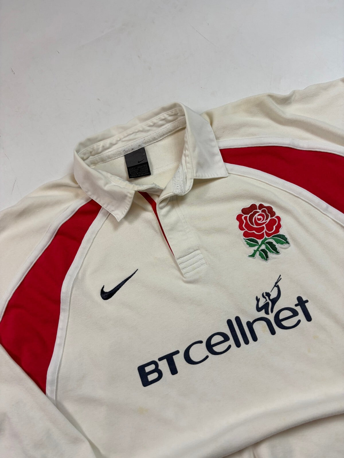 Vintage England 2001/02 Nike home rugby shirt (L)