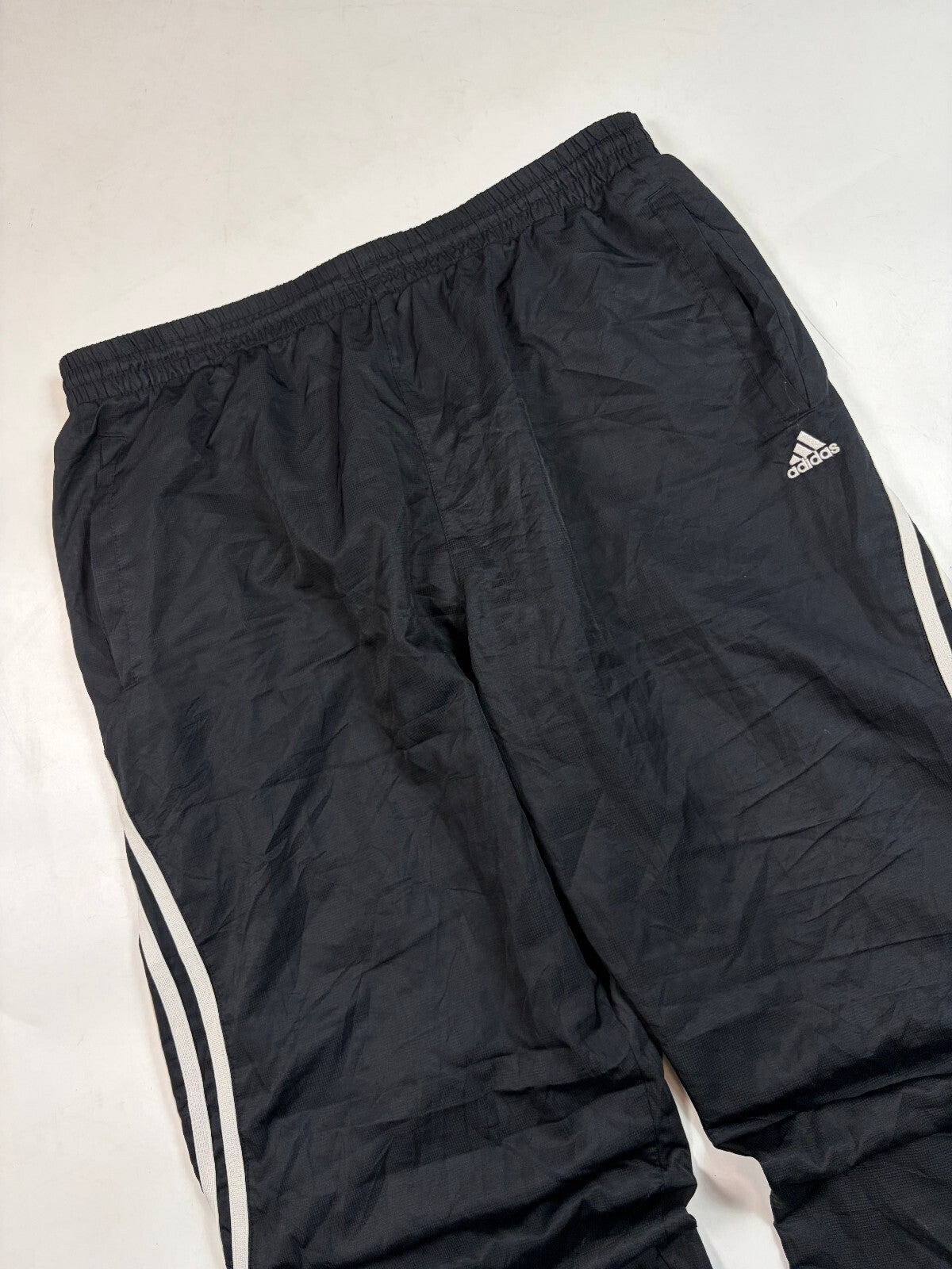 Vintage Y2K Adidas baggy track pants (L)