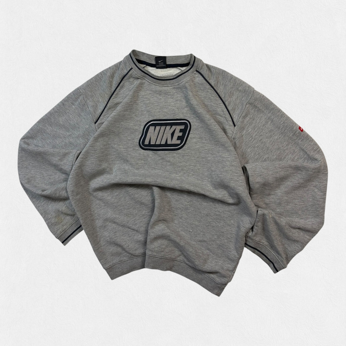 Vintage Y2K Nike spell out sweatshirt (XL)