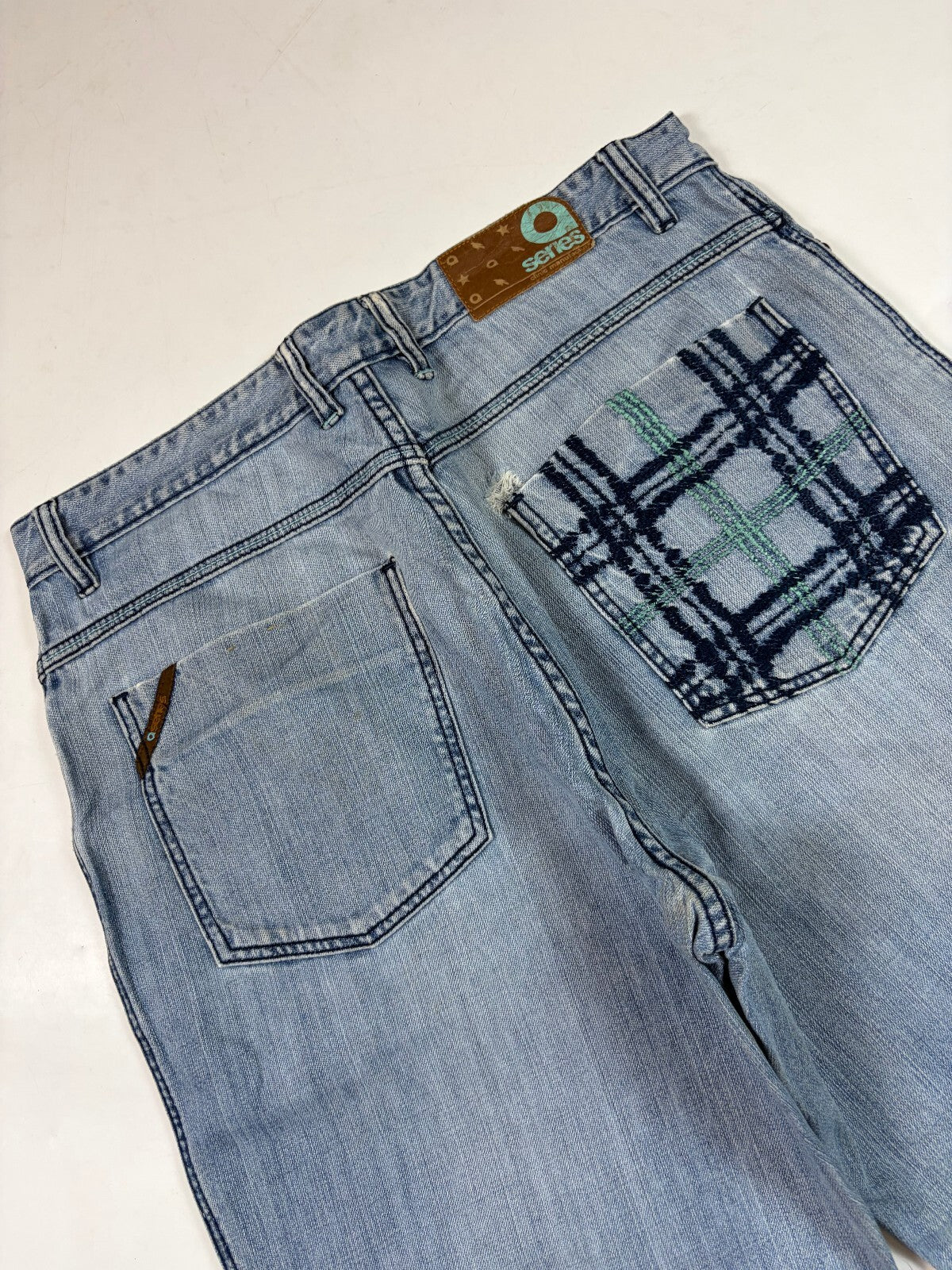 Vintage Y2K baggy hip hop jeans (W36)