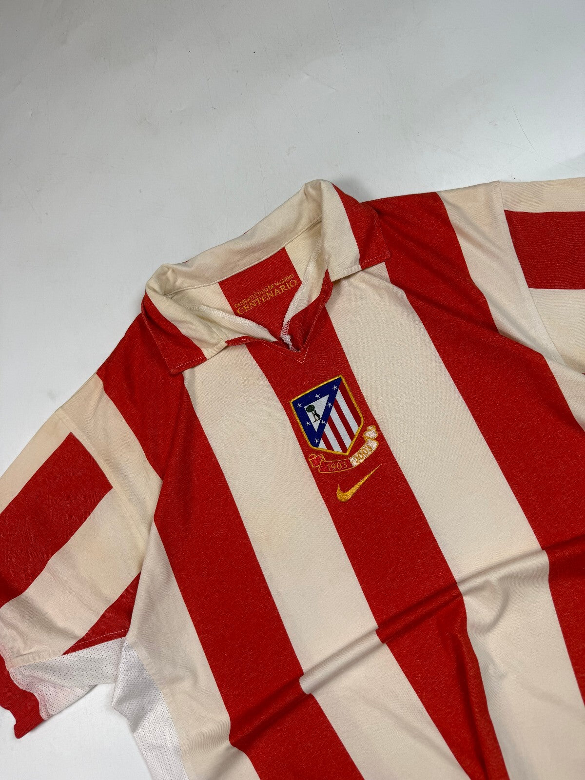 Vintage Atletico Madrid 2003/04 Nike centenary football shirt (L)