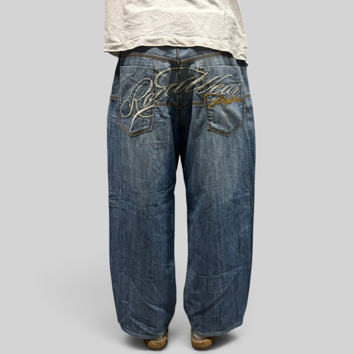 Vintage Y2K Rocawear spell out baggy hip hop jeans (W34)