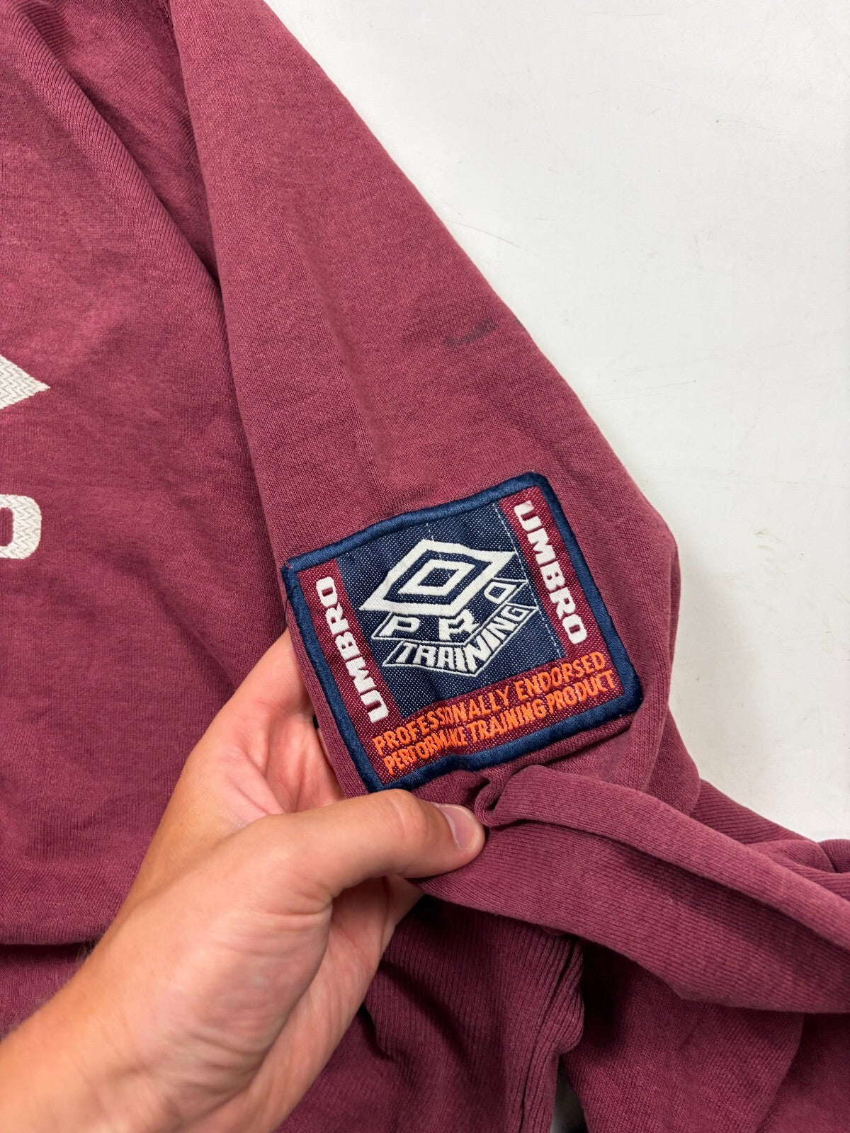 Vintage 90s Umbro pro training football centre logo sweatshirt (XL)