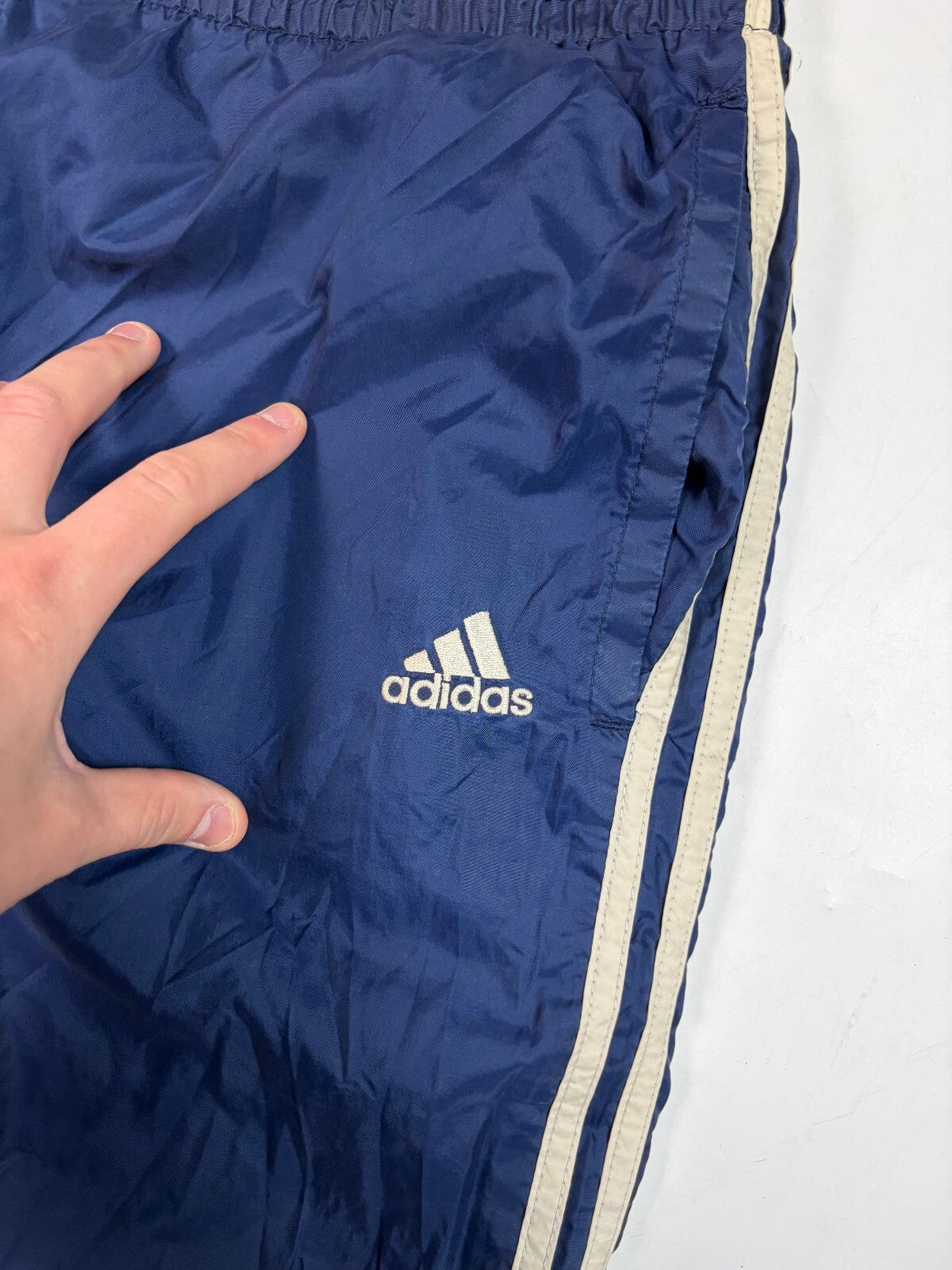 Vintage 90s adidas nylon side stripe baggy track pants (M)