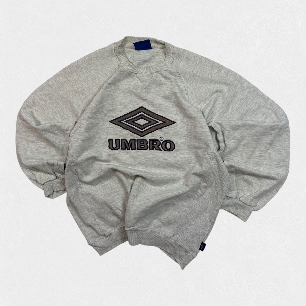 Vintage 90s Umbro centre logo sweatshirt (XL)