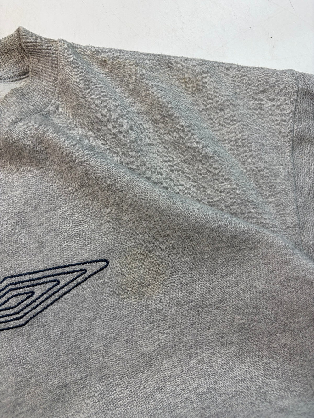 Vintage Y2K Umbro centre logo sweatshirt (XL)