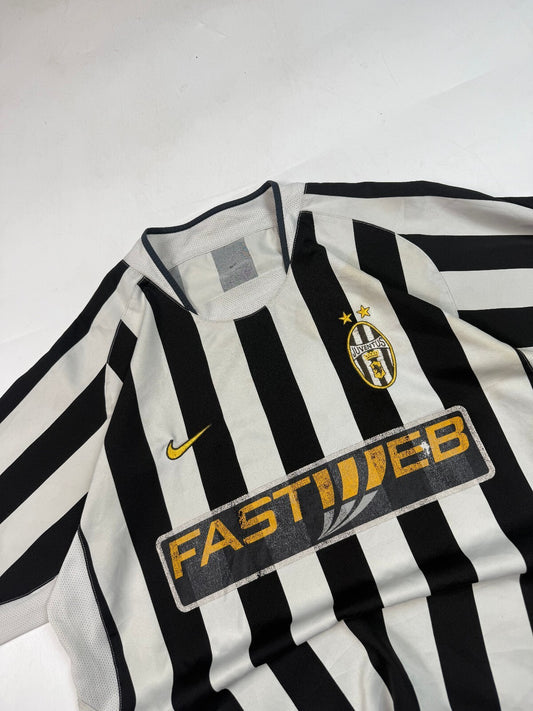 Vintage Juventus 2003/04 Nike home football shirt (L)