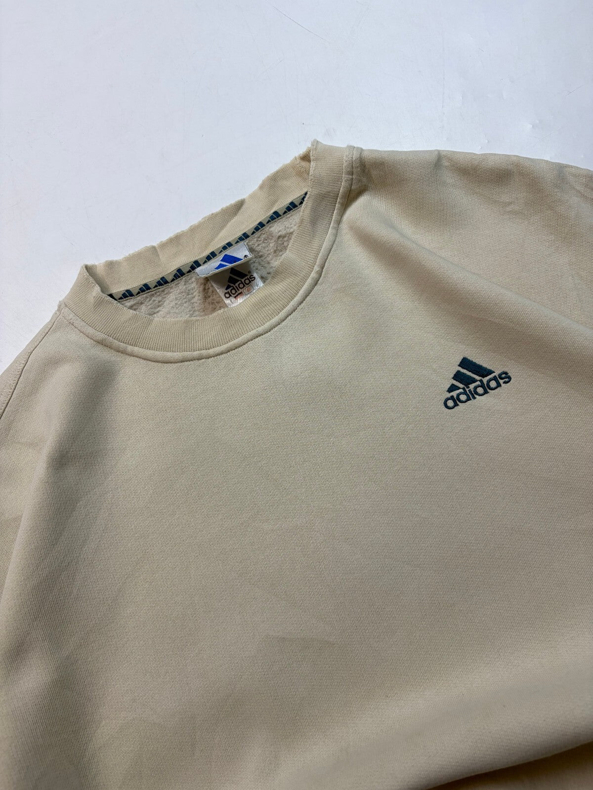 Vintage 90s adidas small logo sweatshirt (L)