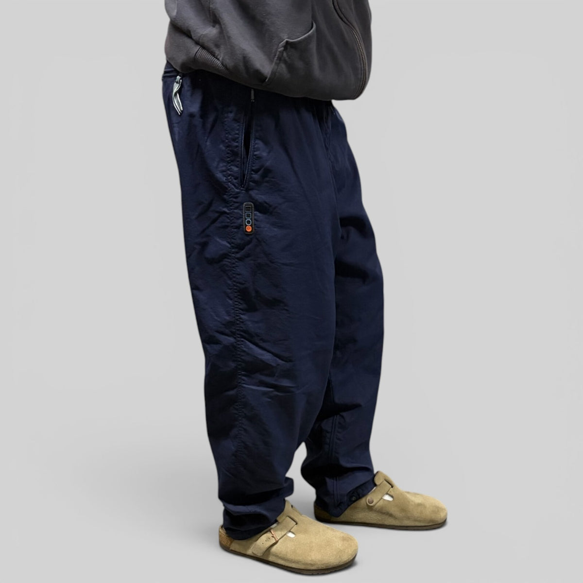 Vintage 90s Nike baggy track pants (XL)
