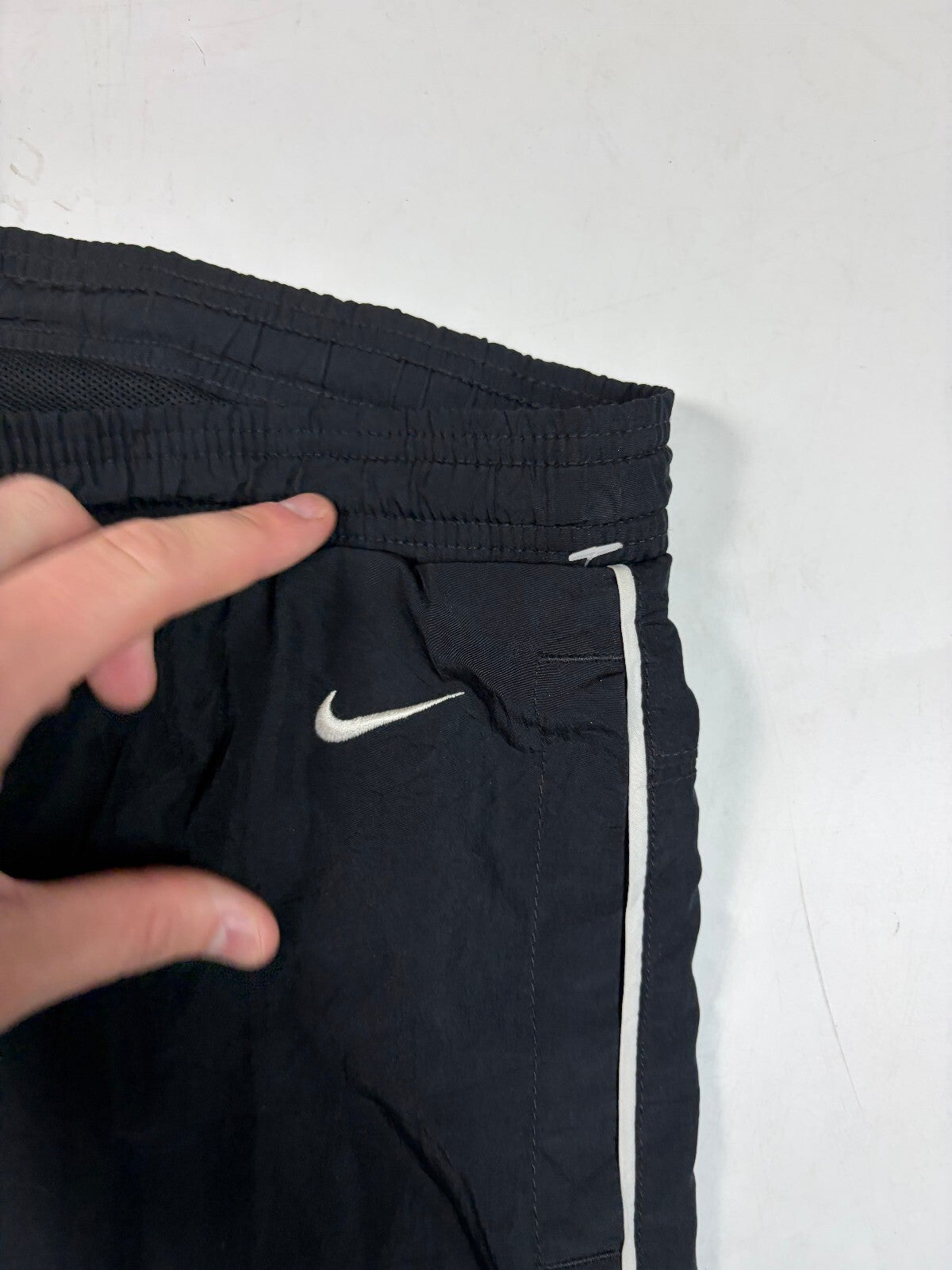 Vintage Y2K Nike baggy track pants (S)
