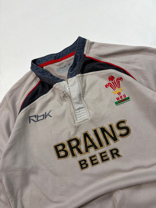 Vintage Wales 2005-07 Reebok away rugby shirt (S)