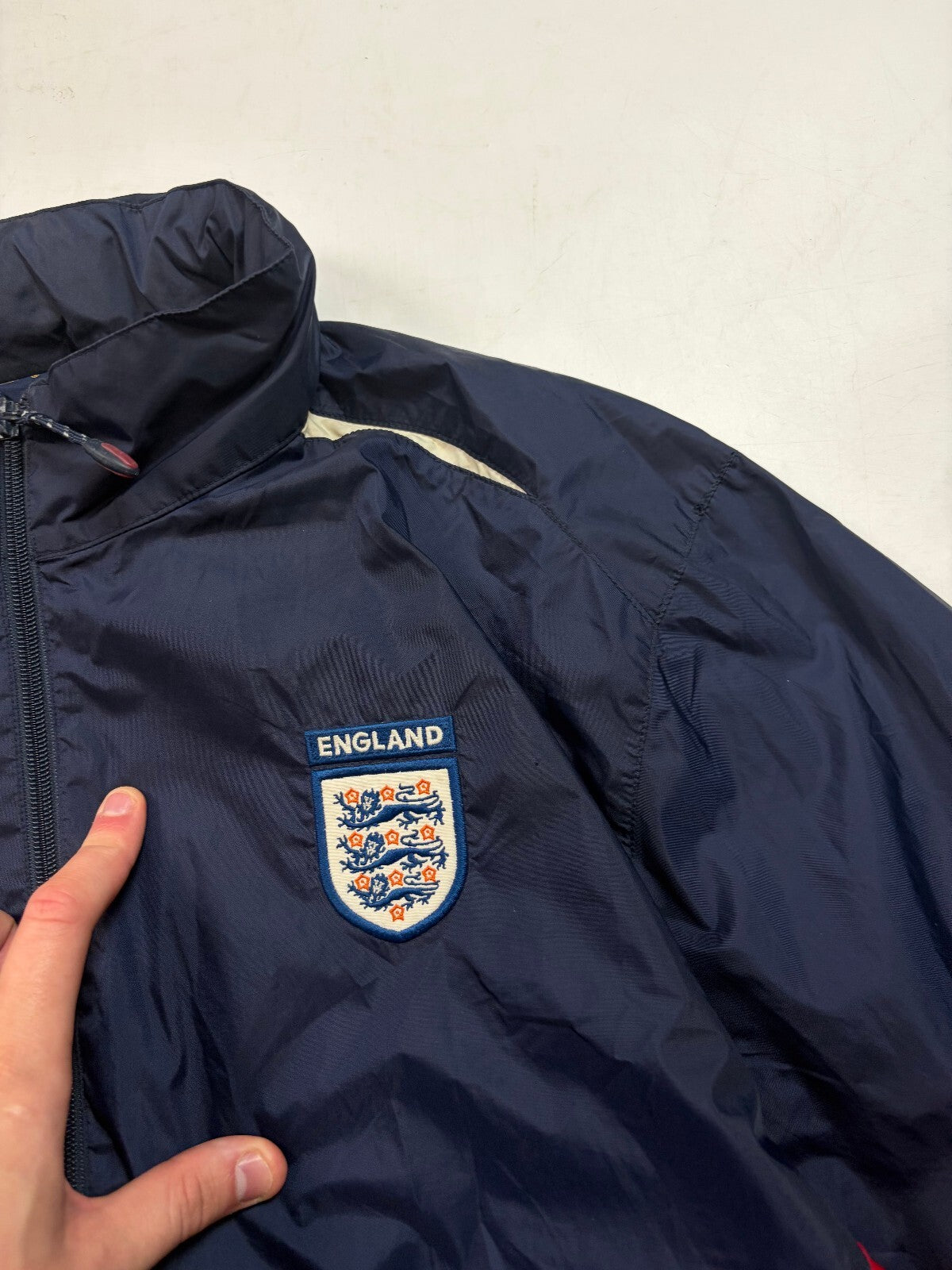 Vintage England 2004-06 Umbro football rain jacket (XL)