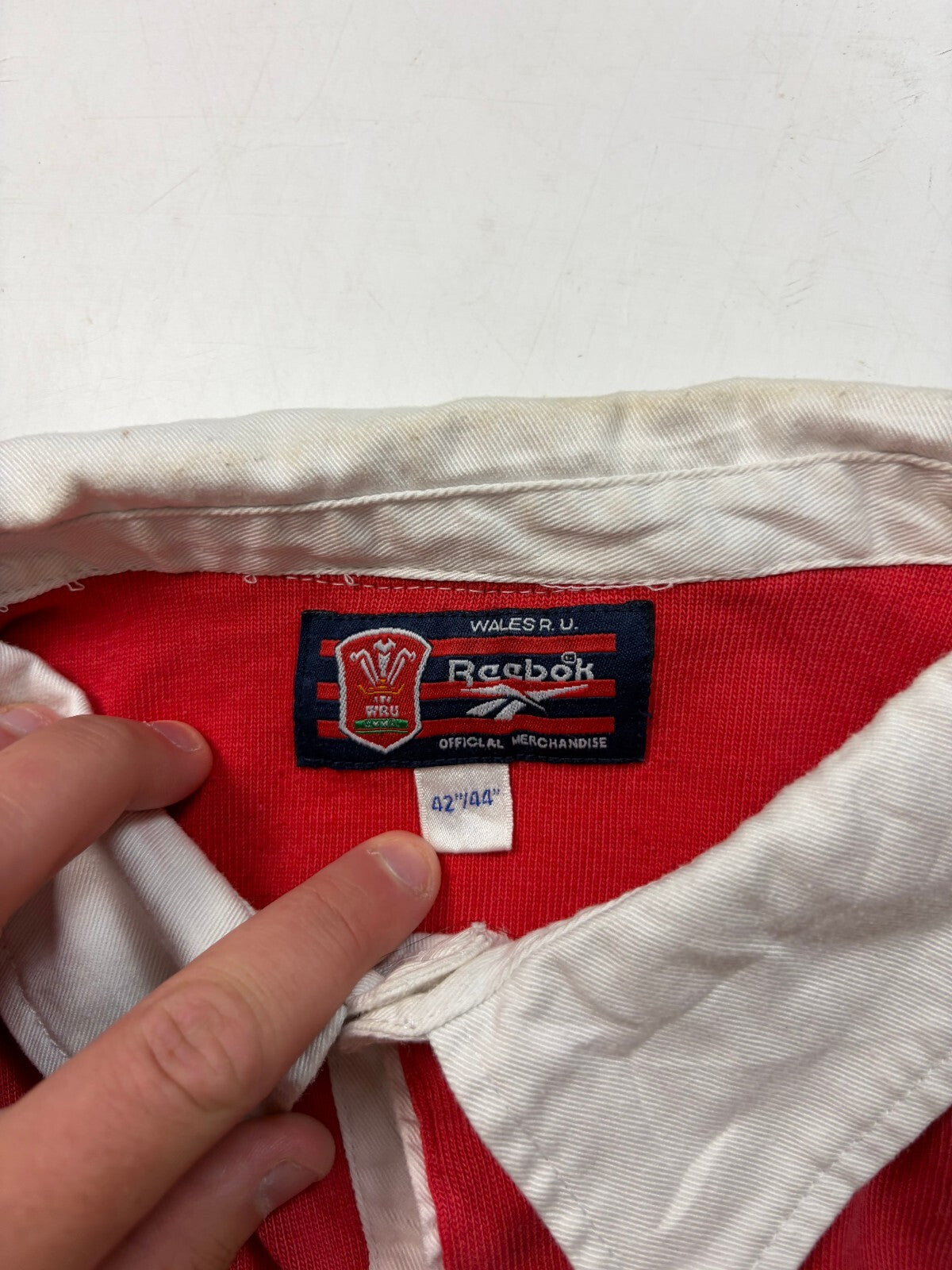 Vintage Wales 1996-98 Reebok rugby union shirt (L)