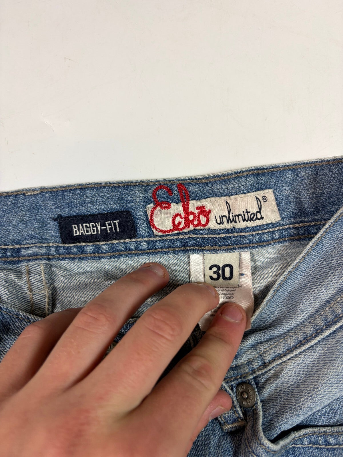 Vintage Y2K Ecko Unltd baggy hip hop jeans (W30)