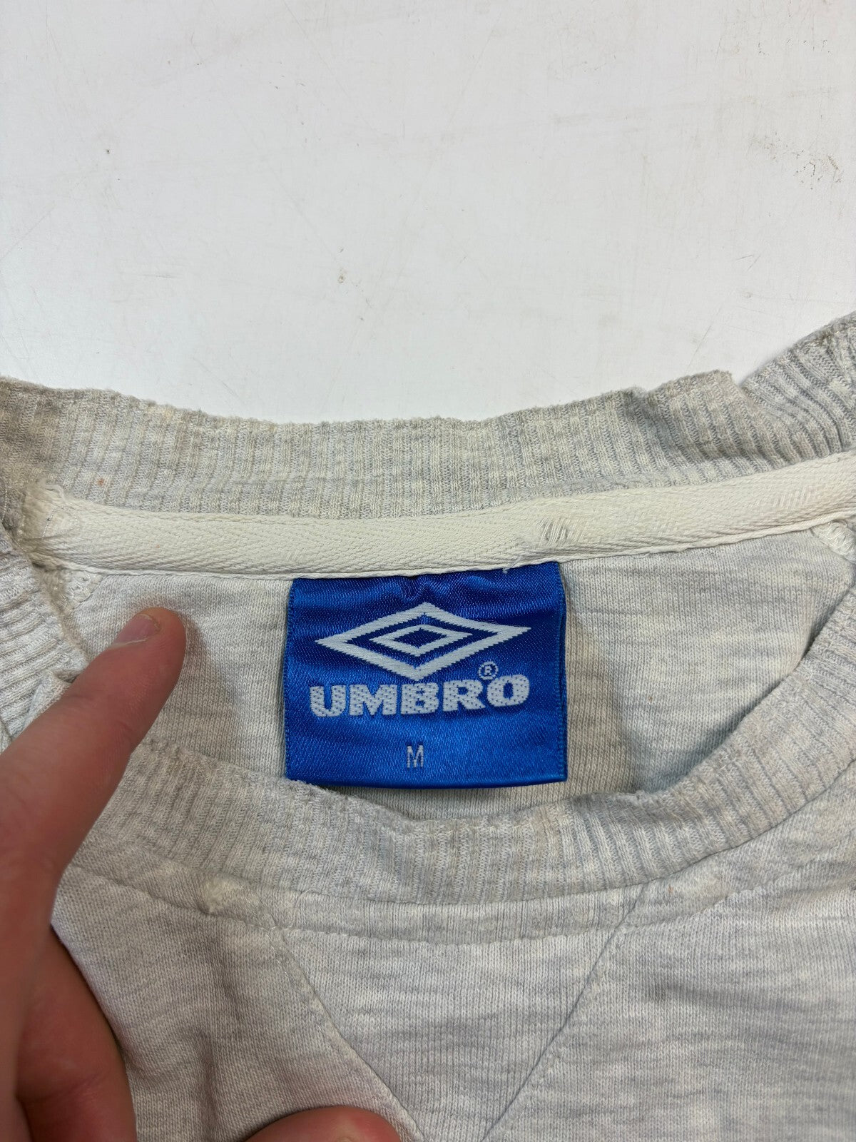 Vintage 90s Umbro spell out sweatshirt (M)