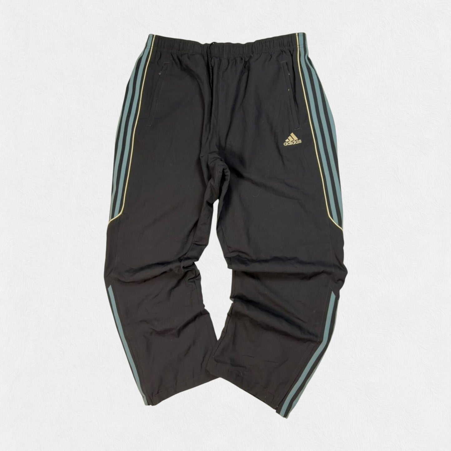 Vintage Y2K adidas side stripe baggy track pants (XL)