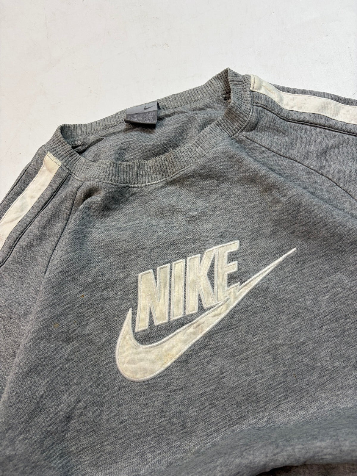 Vintage Y2K Nike spell out sweatshirt (L)