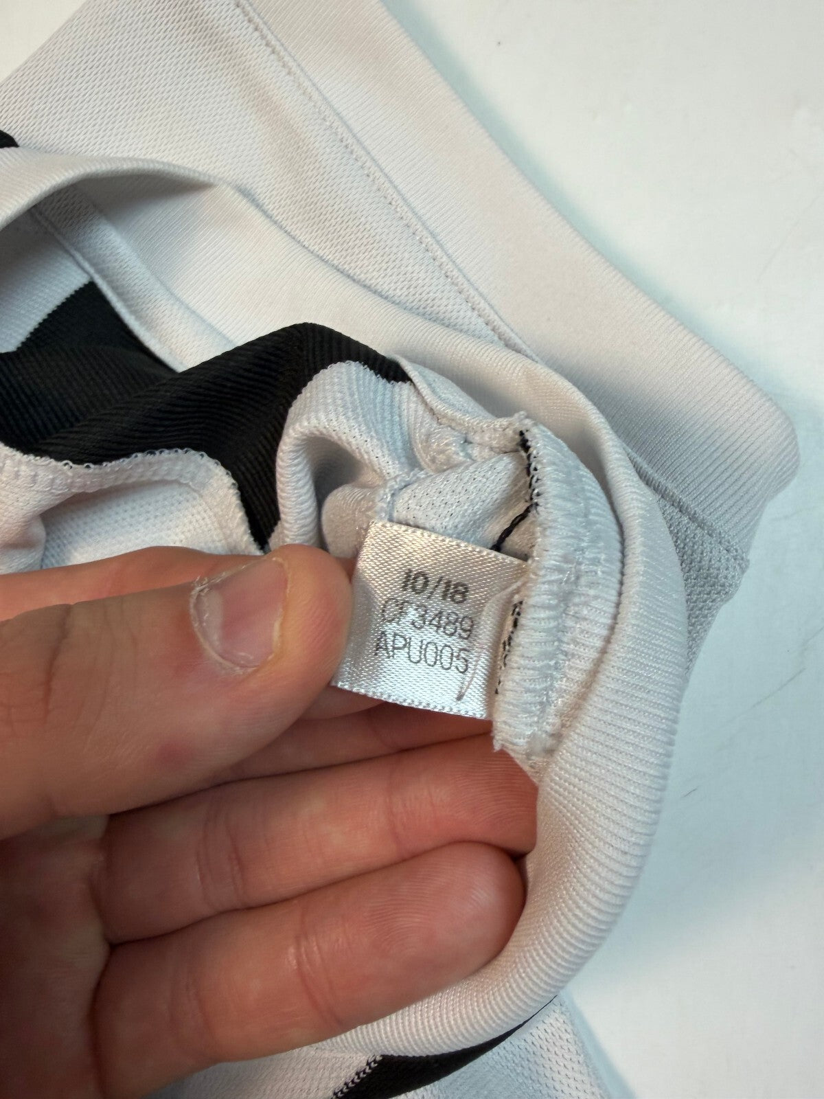 Juventus 2018/19 Ronaldo Adidas football shirt (S)