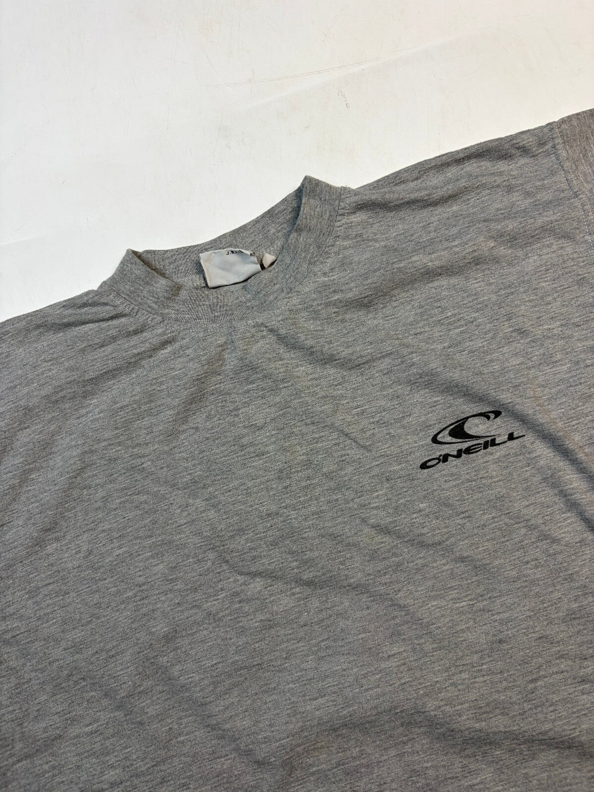 Vintage Y2K O'neill surfwear graphic tee (S)