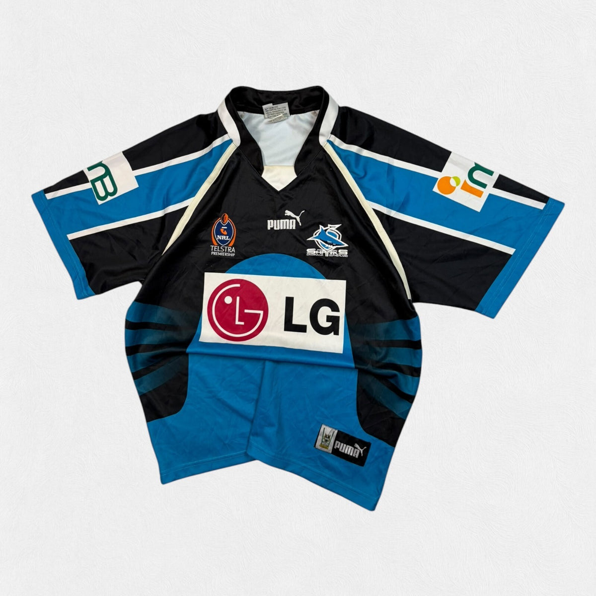 Vintage Cronulla Sutherland Sharks 2005 Puma rugby league shirt (XXL)