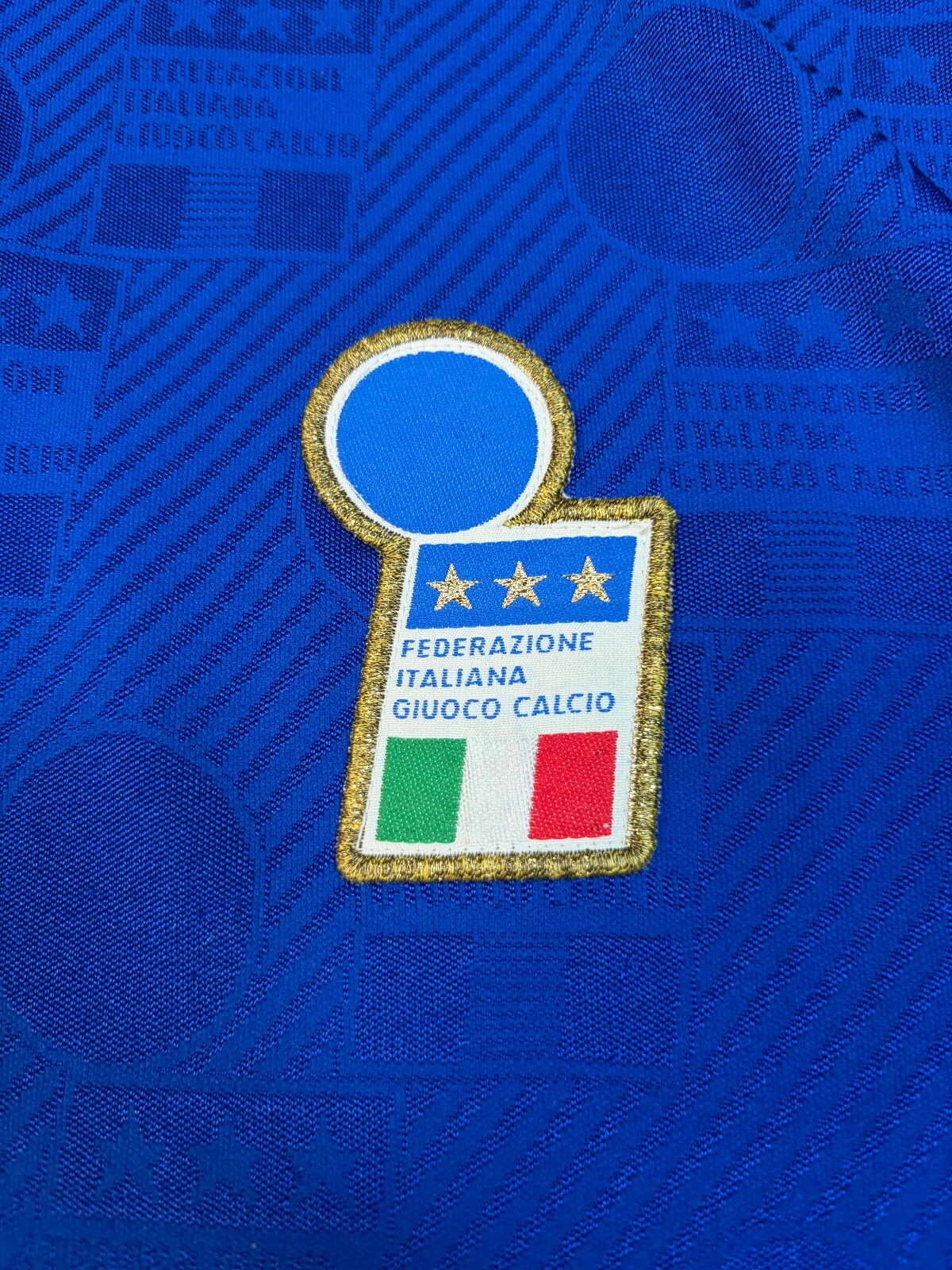 Vintage 90s Italy 1994 Diadora football shirt (XL)