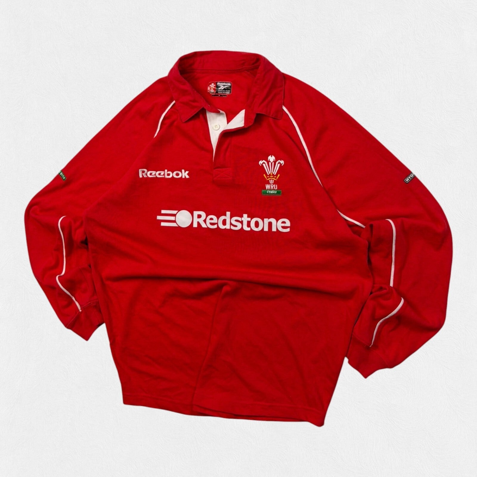 Vintage Wales 2001/02 Reebok rugby union shirt (M)