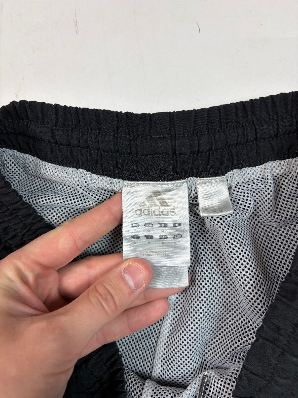 Vintage Y2K adidas baggy track pants (M)