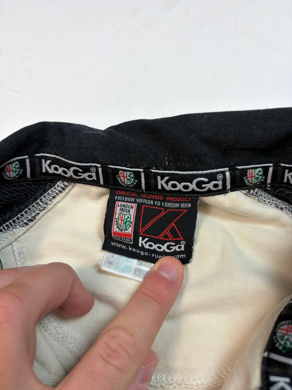 Vintage London Irish 2001/02 away Kooga rugby shirt (L)