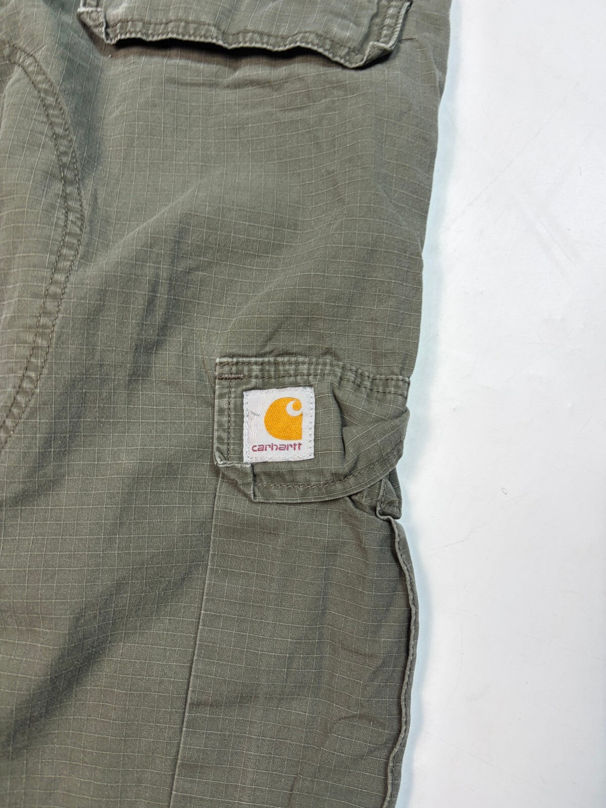 Carhartt baggy cargo pants (W31)