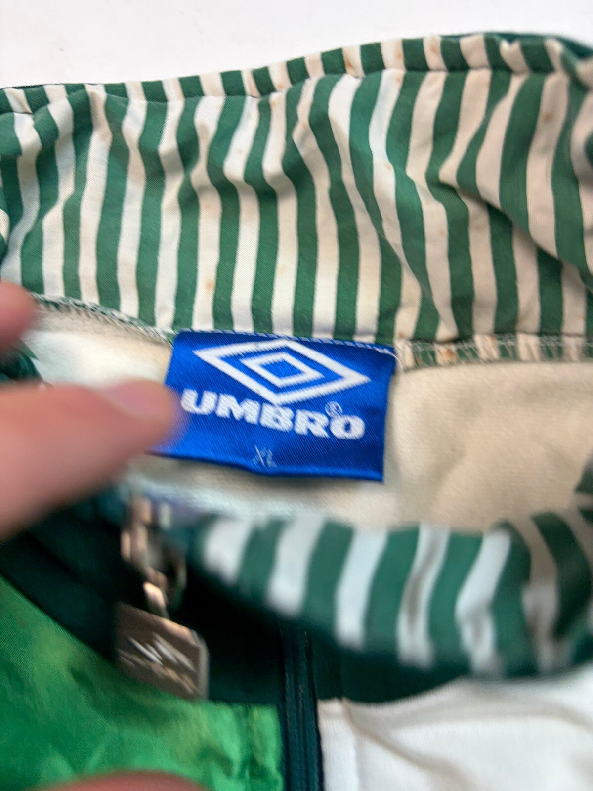 Vintage 90s Umbro abstract track jacket (XL)