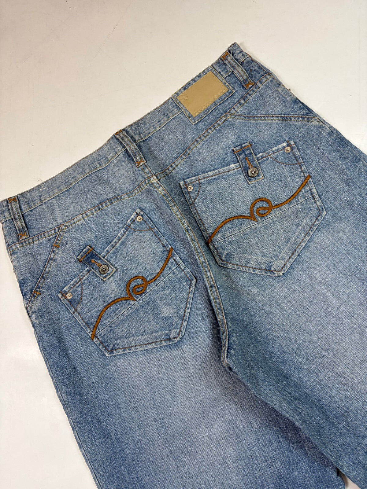Vintage Y2K Rocawear baggy hip hop jeans (W40)