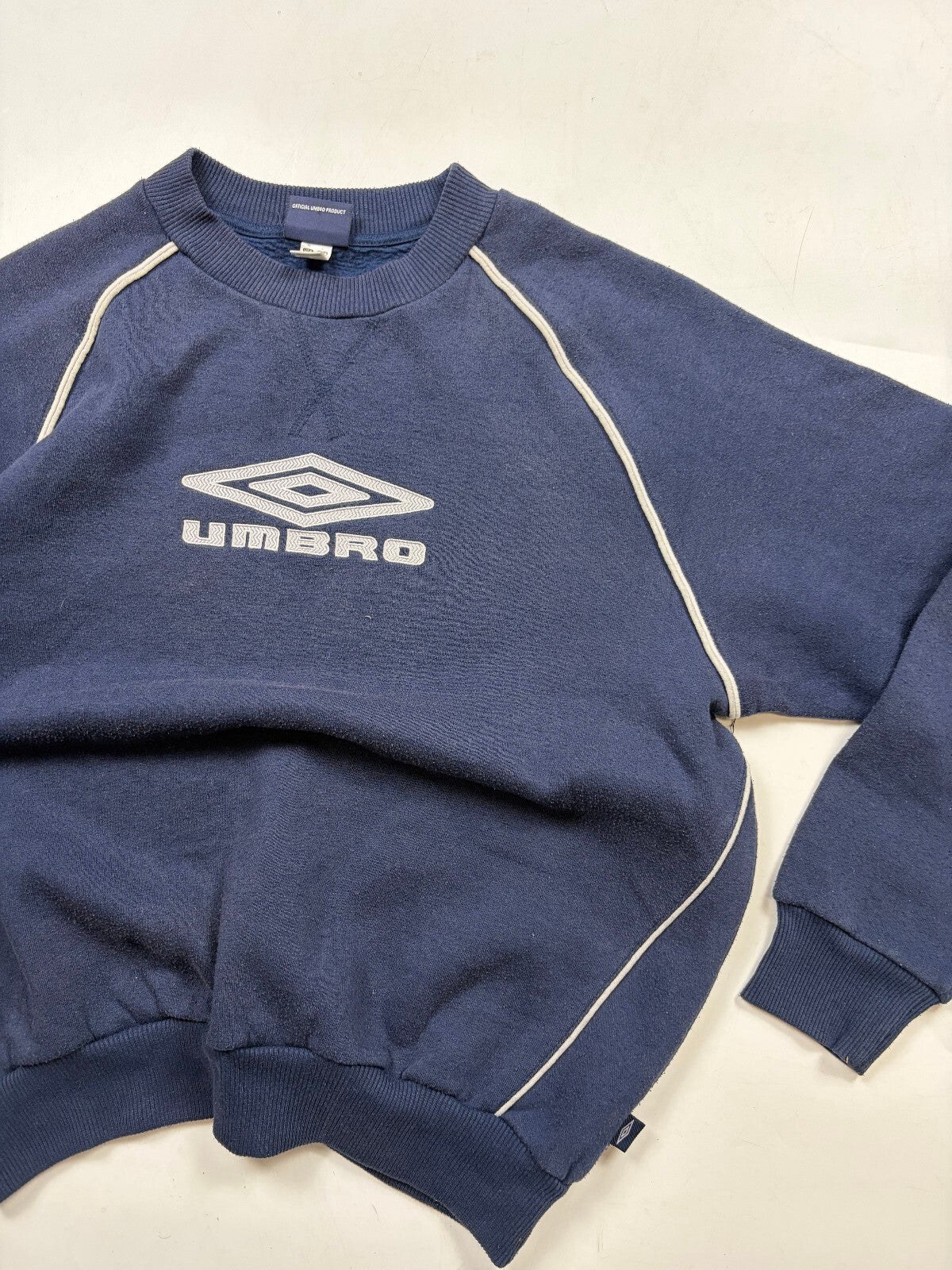 Vintage Y2K Umbro centre logo sweatshirt (M)