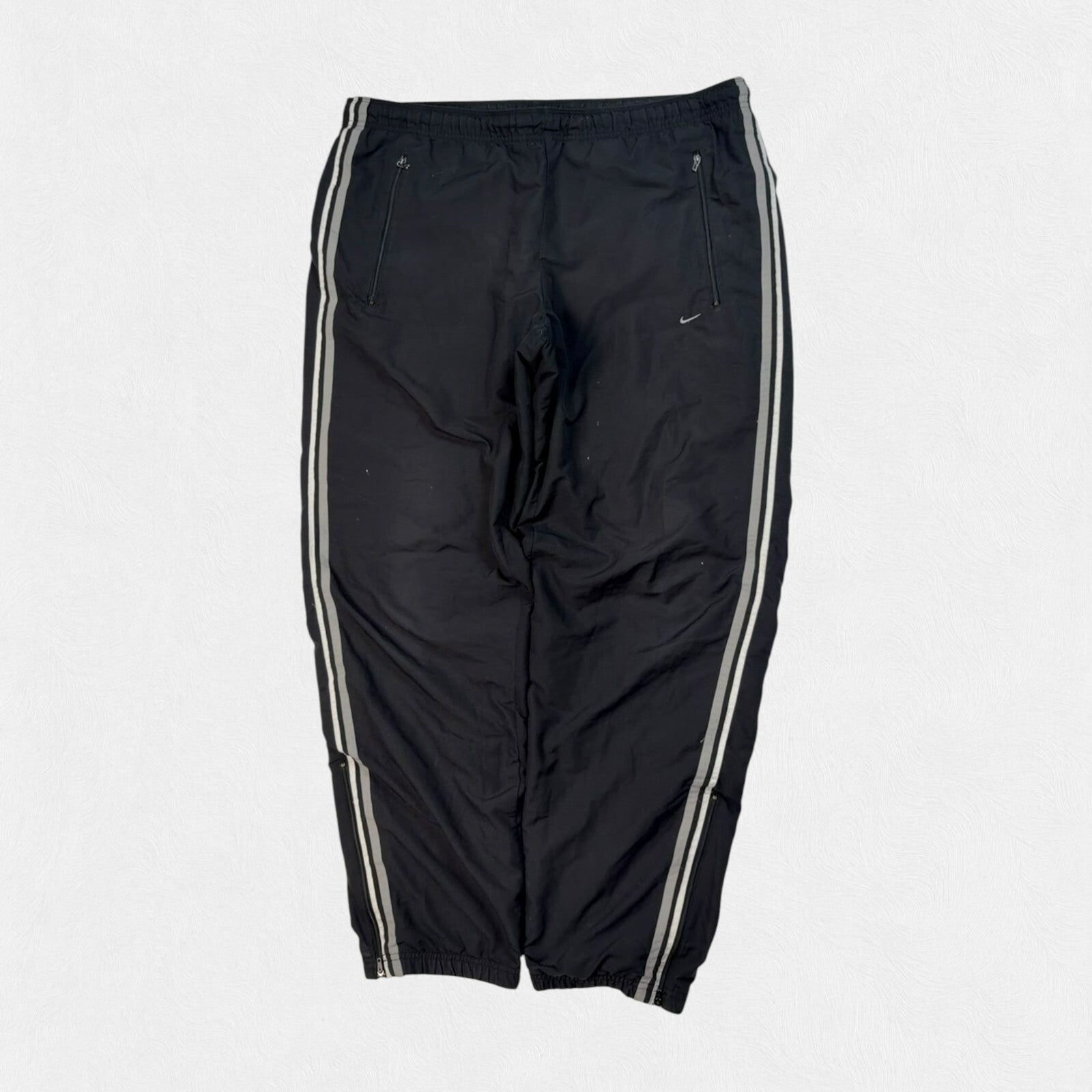 Vintage Y2K Nike side stripe baggy track pants (L)