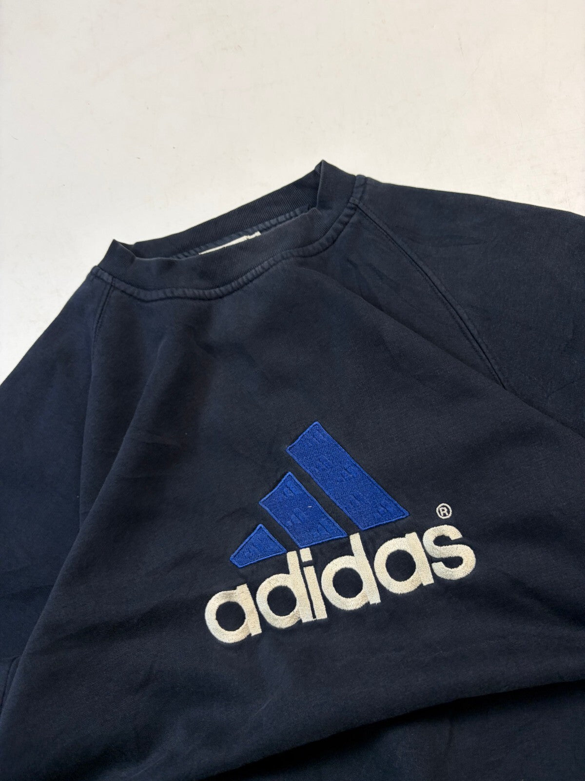 Vintage 90s adidas centre logo sweatshirt (XL)
