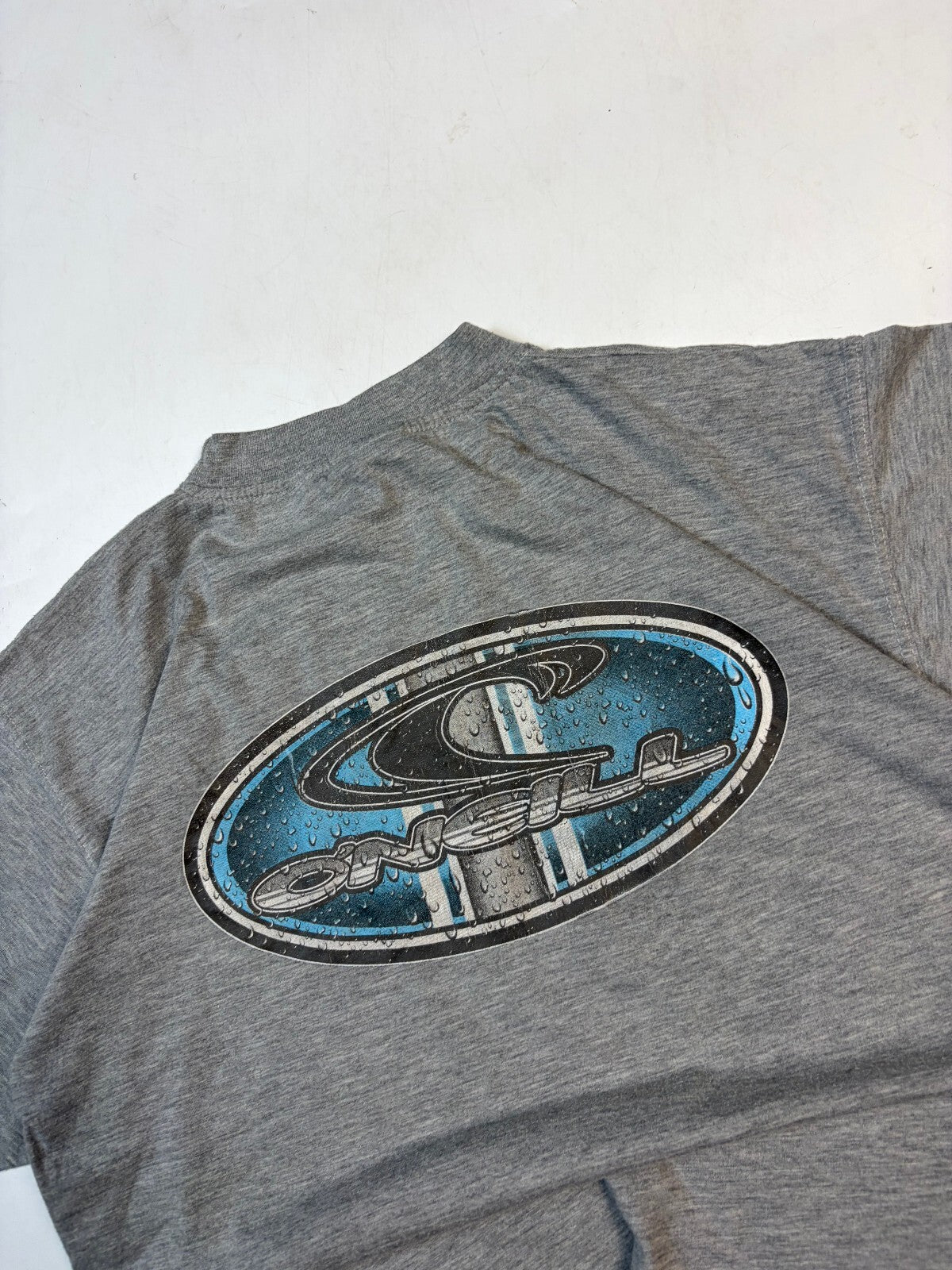 Vintage Y2K O'neill surfwear graphic tee (S)