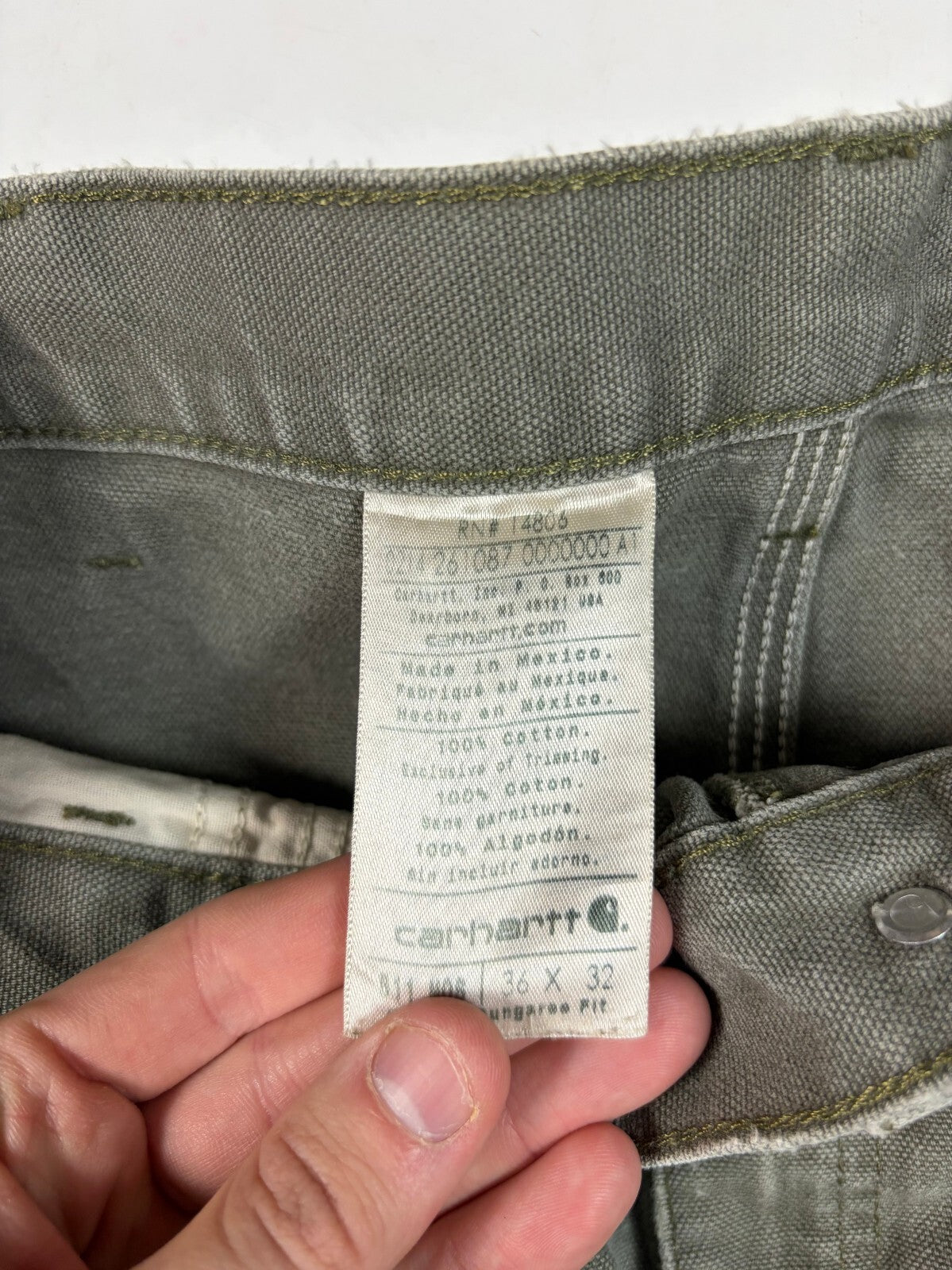 Carhartt baggy carpenter pants (W36)
