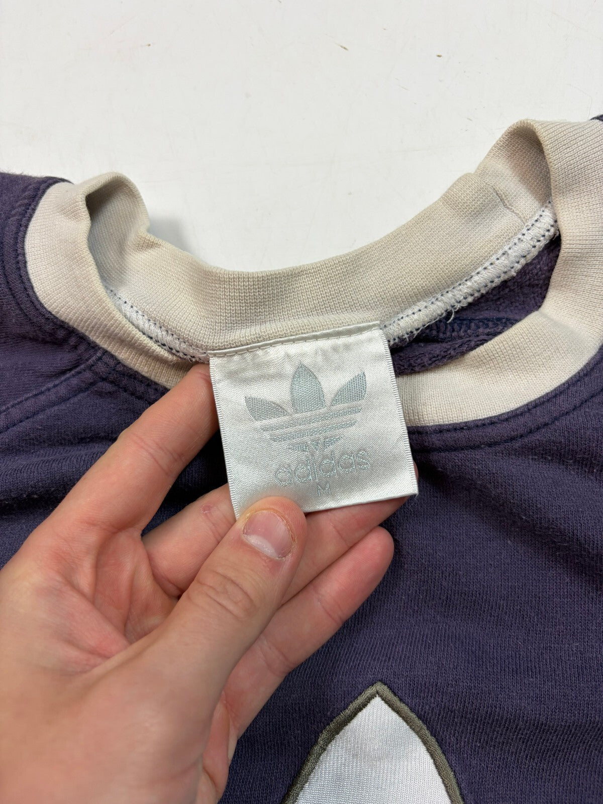 Vintage 90s adidas originals centre logo sweatshirt (XL)