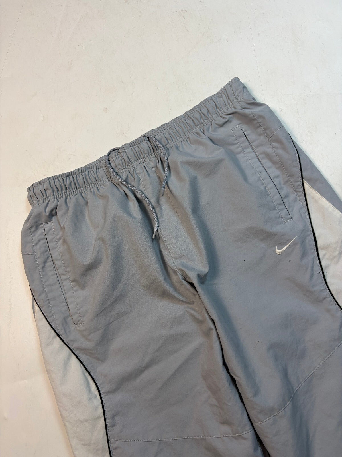 Vintage Y2K Nike baggy sport shorts (M)