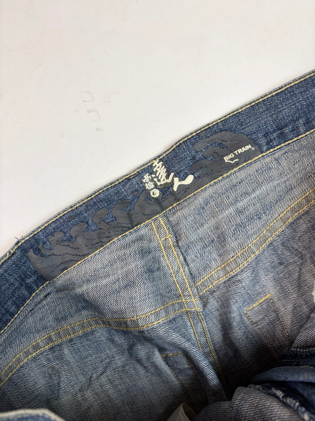 Vintage Y2K Big Train Japanese baggy hip hop jeans (W36)