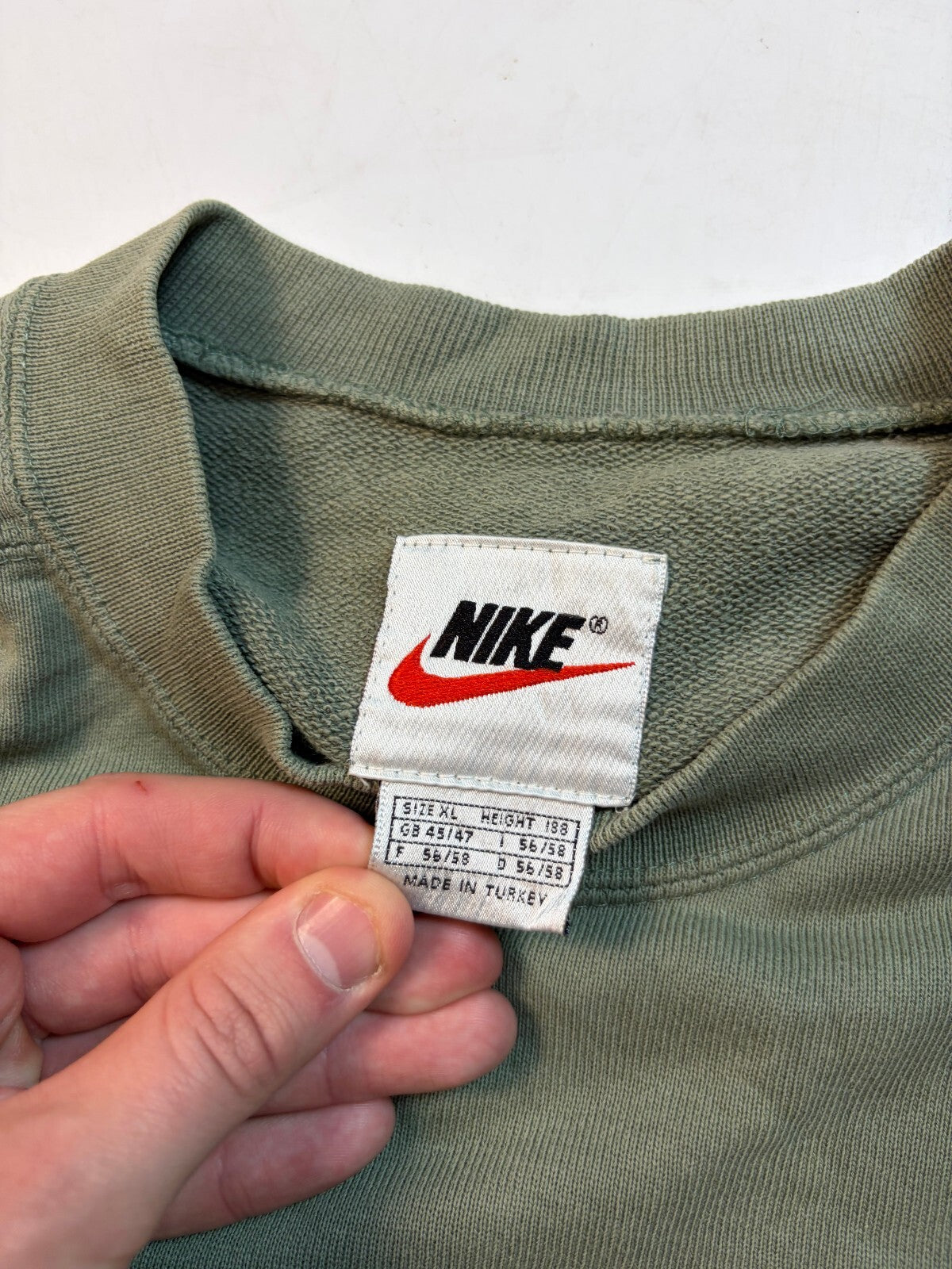 Vintage 90s Nike mini swoosh sweatshirt (XL)