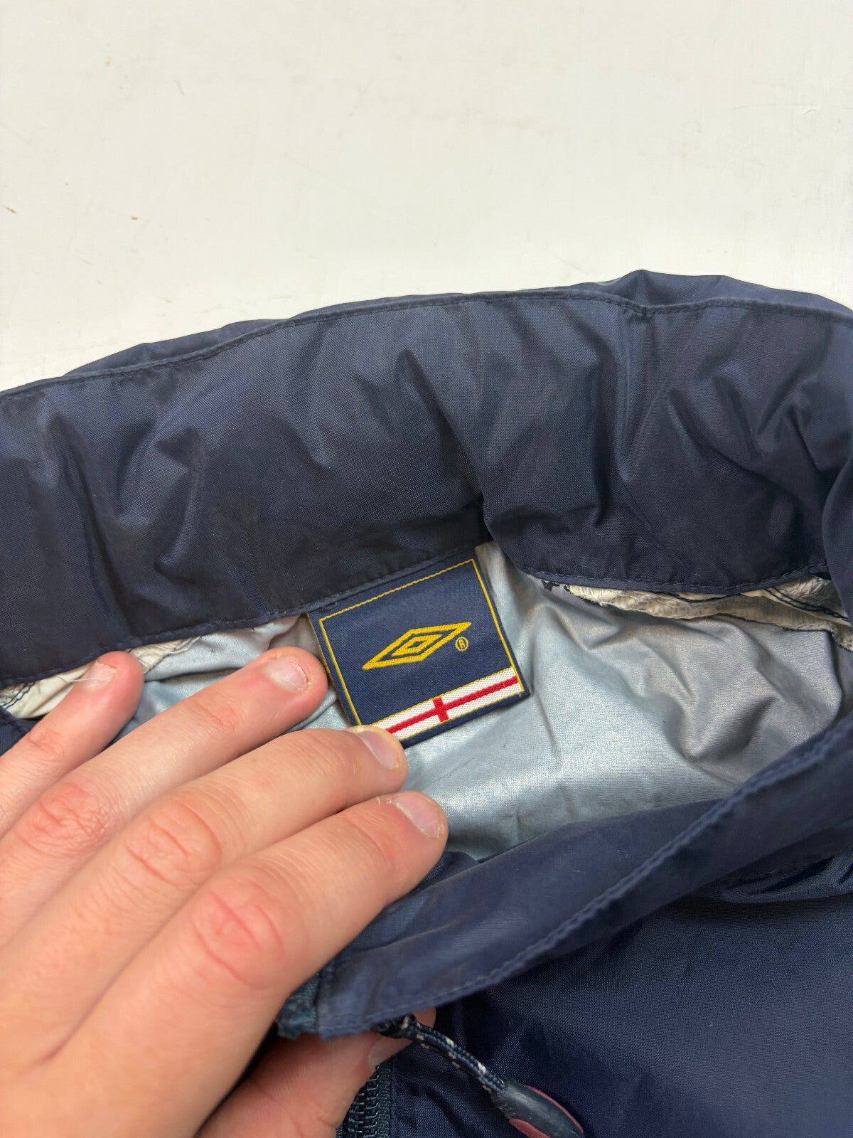 Vintage England 2004-06 Umbro football rain jacket (XL)