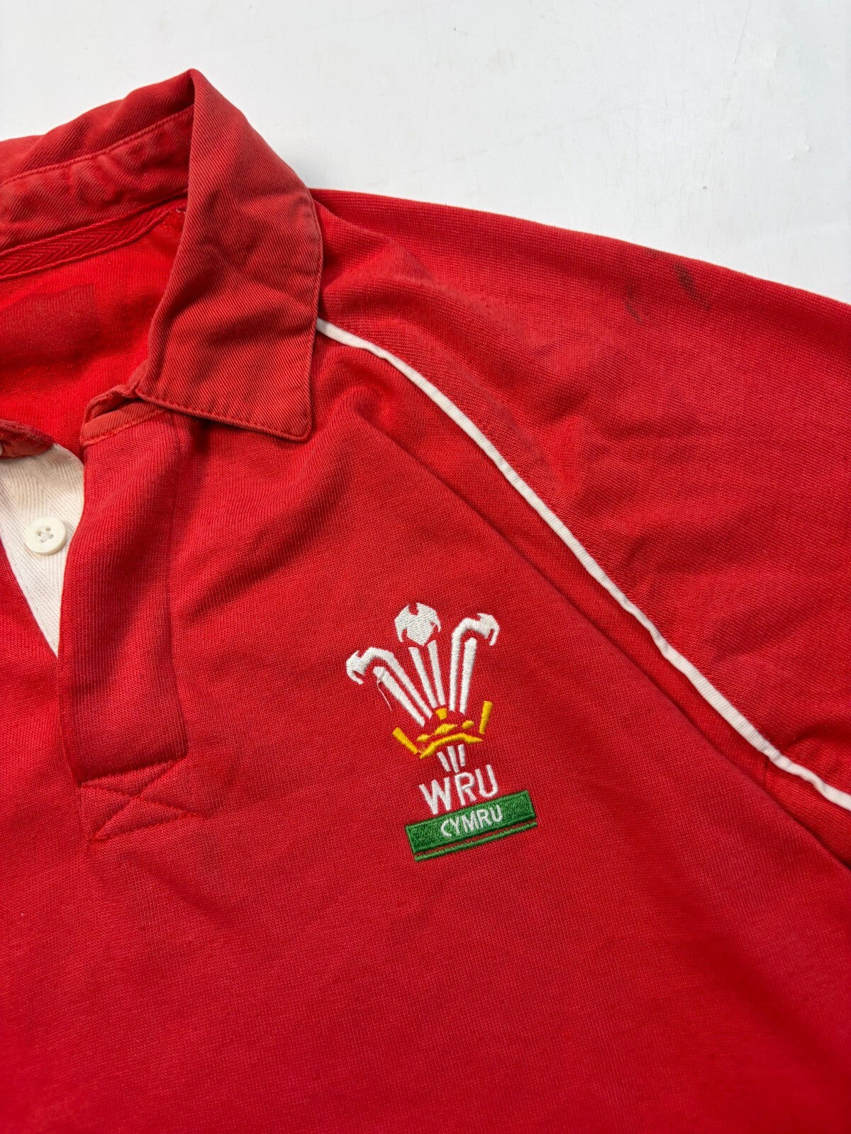Vintage Wales 2001/02 Reebok rugby union shirt (M)
