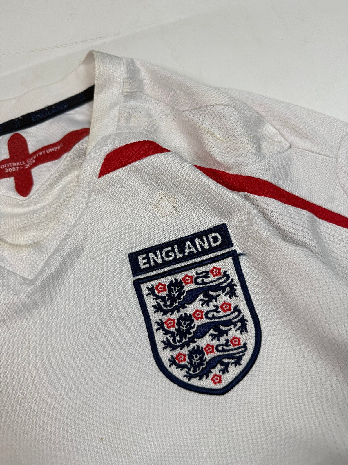 Vintage England 2007-09 Umbro long sleeve football shirt (L)