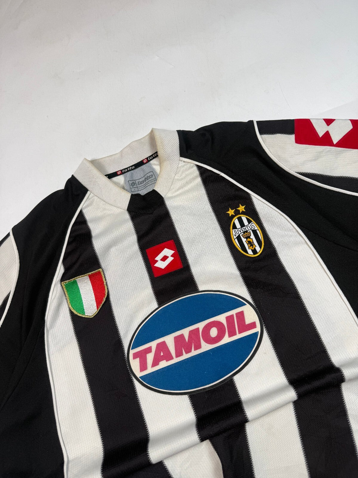 Vintage Juventus 2002/03 Lotto football shirt (L)