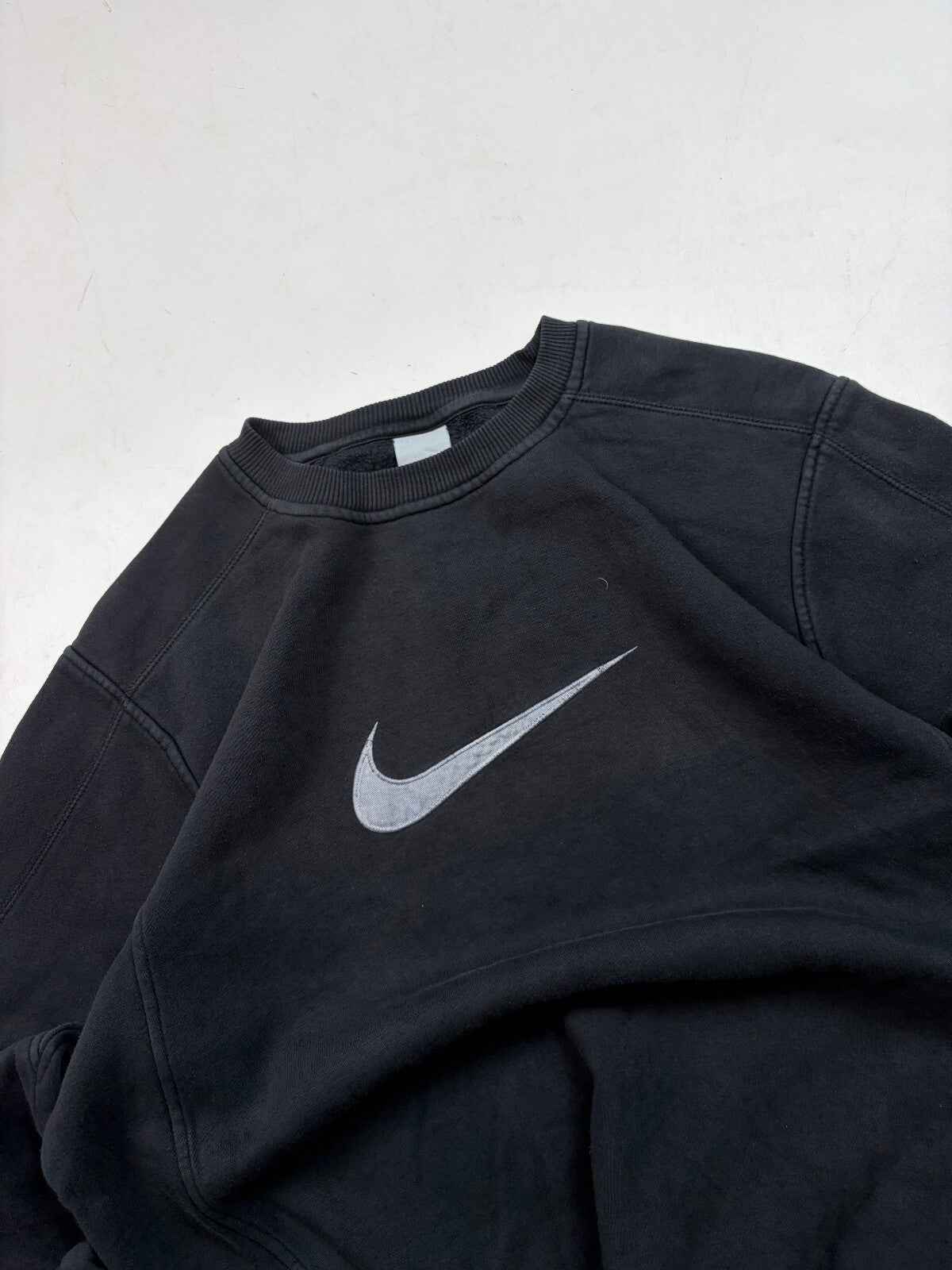 Vintage Y2K Nike centre swoosh sweatshirt (L)