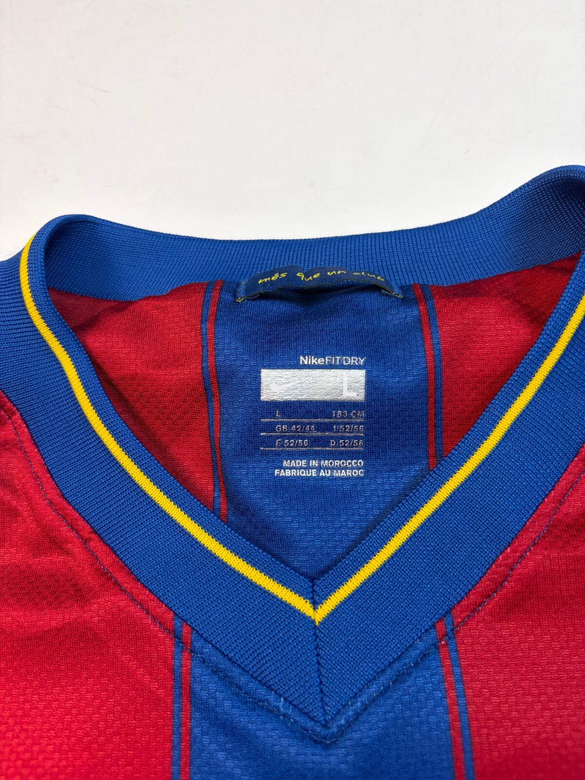 Vintage Barcelona 2009/10 Nike home football shirt (L)