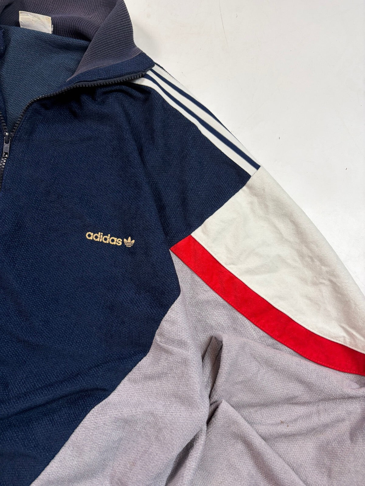 Vintage 80s adidas originals ventex velour track top (XL)